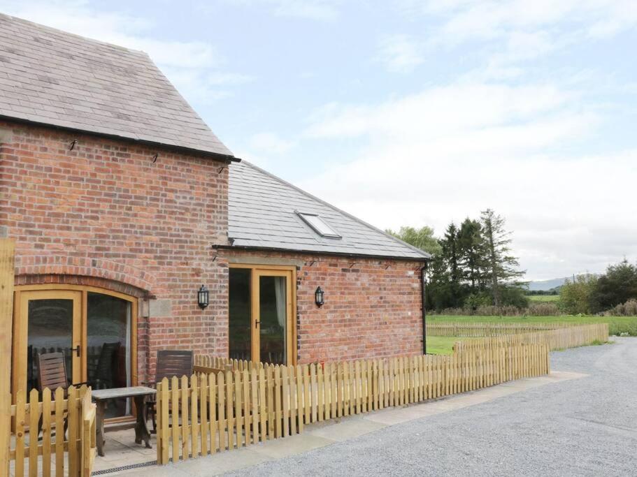 Granary Cottage Shrewsbury Exterior foto